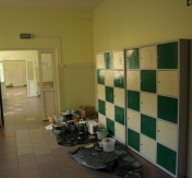 W Zespole Szkolno - Przedszkolnym pomalowano m.in. lamperie..
