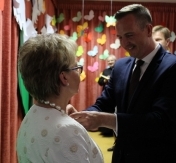 Część oficjalna. Gratulacje dla Pani Dyrektor. Część oficjalna. Gratulacje dla Pani Dyrektor.