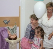 Po części oficjalnej dyrekcja i pracownicy placówki zaprosili gości i wszystkich mieszkańców na coroczny Festyn Rodzinny „Od niemowlaczka do przedszkolaczka”. Po części oficjalnej dyrekcja i pracownicy placówki zaprosili gości i wszystkich mieszkańców na coroczny Festyn Rodzinny „Od niemowlaczka do przedszkolaczka”.