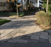 Chodnik przy Pałacowej Chodnik przy Pałacowej