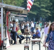 Witamy wiosnę ze smakiem! Rusza II Festiwal Smaków Food Trucków