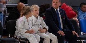 Ogólnopolski Turniej Judo dzięki Prezydentowi Miasta Legionowo Panu Romanowi Smogorzewskiemu mógł się odbyć w przestronnej hali sportowej DPD Arena Legionowo na czterech tatami.