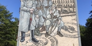 Na zdjęciu mural upamiętniający 100-lecie odzyskania przez Polskę niepodległości