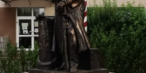 Zdjęcie 4a. Pomnik Józefa Piłsudskiego