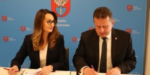 Na zdjęciu dwie osoby Na zdjęciu dwie osoby