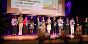 Dzień Edukacji- nagrodzneni nauczyciele Dzień Edukacji- nagrodzneni nauczyciele