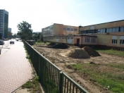 teren przyszkolny Szkoły Podstawowej nr 7 w Legionowie.