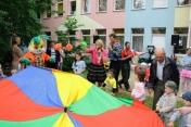 Wspólna zabawa podczas festynu