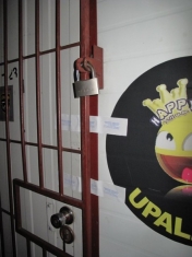 Zaplombowane sklepy z dopalaczami