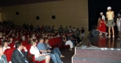 Przedstawienie teatralne pt. ,,Morska przygoda” w wykonaniu uczniów klasy integracyjnej IV a ze Szkoły Podstawowej nr 1. Przedstawienie to zdobyło I miejsce w VII Przeglądzie Małych Form Teatralnych ,,Opowieści dawnej treści” w kategorii „szkoła podstawowa” w 2009 r.