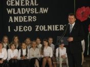 Prezydent Miasta Legionowo Roman Smogorzewski zaakcentował, iż realizacja programu sesji dostarczyła nowej wiedzy, moralnej refleksji oraz wniosków dla edukacji i wychowania.