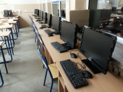 Zdjęcie sali informatycznej w II Liceum Ogólnokształcącym