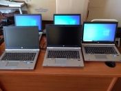 Na zdjęciu 5 komputerów