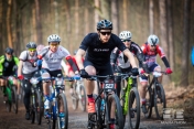 Grupa rowerzystów