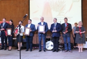 Na zdjęciu laureaci Konkursu Wierzba