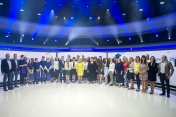 Ceremonia wręczenia nagród - zdjęcie grupowe wszystkich laureatów
