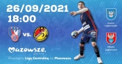 Zawodnik KPR Legionowo trzyma piłkę w ręku.