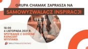 Grafika, na której jest osoba siedząca przed aparatem