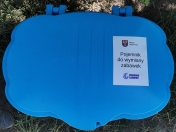 plastikowy pojemnik na zabawki