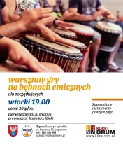 Plakat informujący o warsztatach gry na bębnach etnicznych
