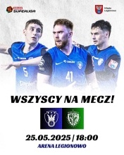 biały plakat z zawodnikami i z herbami klubów