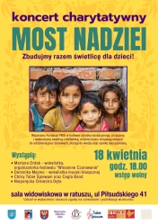 plakat na żółtym tle zdjęcie dzieci i opis wydarzenia