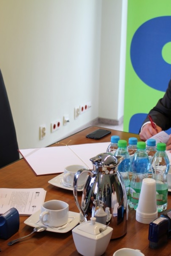 Podpisanie umowy z firmą Skanska