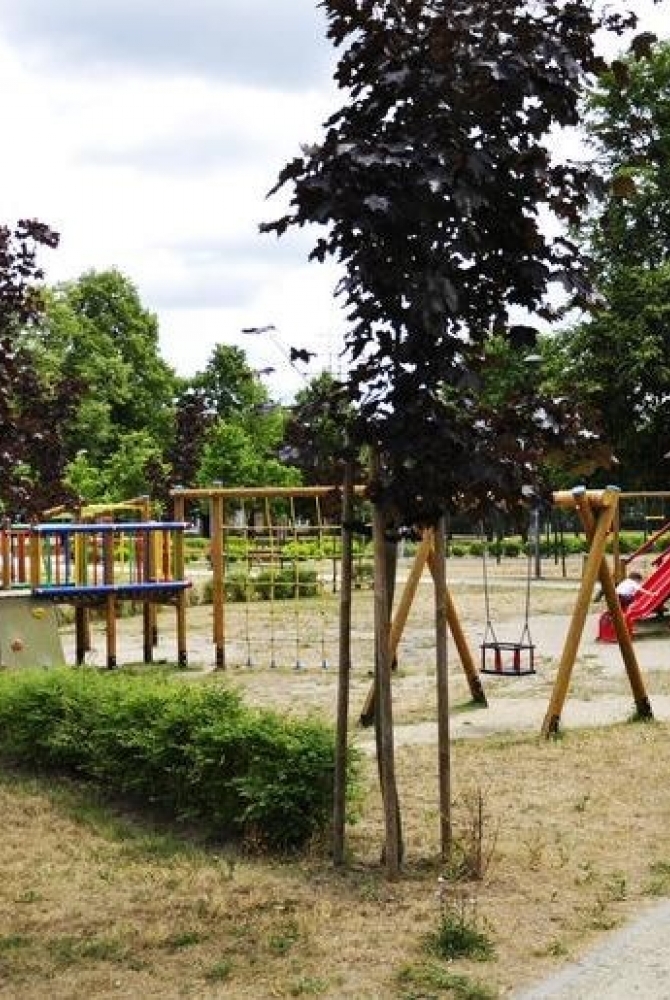 Plac zabaw Bukowiec - zdjęcie: gazetapowiatowa.pl