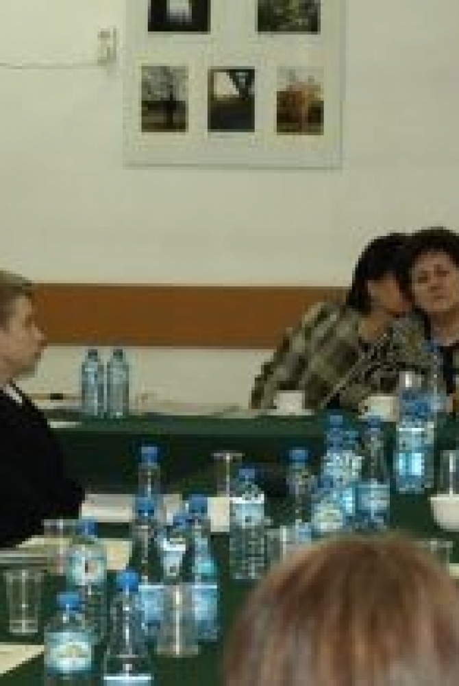 Zastępca Prezydenta Piotr Zadrożny przemawiający podczas inauguracyjnej Sesji Młodzieżowej Rady Miasta.