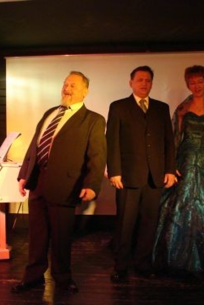 od prawej: Marzena Pyszczak - Szuba, Małgorzata Gańko, Czesław Mrozowski, Marek Pawłowicz, Witold Wołoszyński