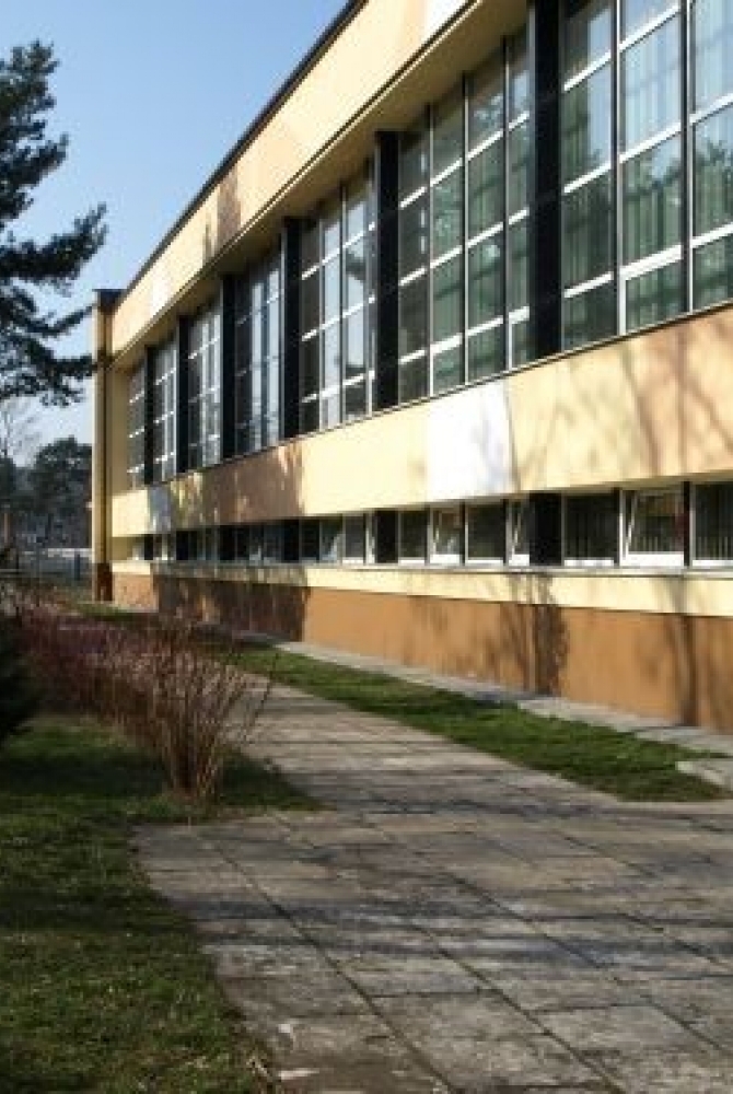 W tym miejscu będzie znajodwać się bieżnia do biegu na 60m