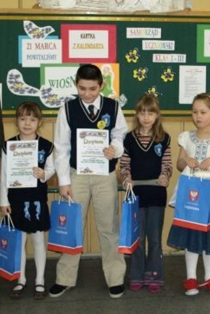 Zastępca Prezydenta - Piotr Zadrożny wśród laureatów konkursu z SP 1