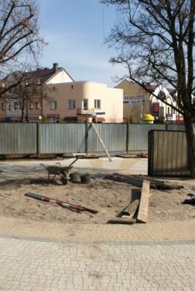 budowa fontanny na Rynku Miejskim