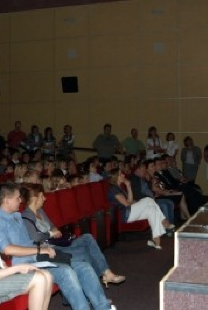 Przedstawienie teatralne pt. ,,Morska przygoda” w wykonaniu uczniów klasy integracyjnej IV a ze Szkoły Podstawowej nr 1. Przedstawienie to zdobyło I miejsce w VII Przeglądzie Małych Form Teatralnych ,,Opowieści dawnej treści” w kategorii „szkoła podstawowa” w 2009 r.