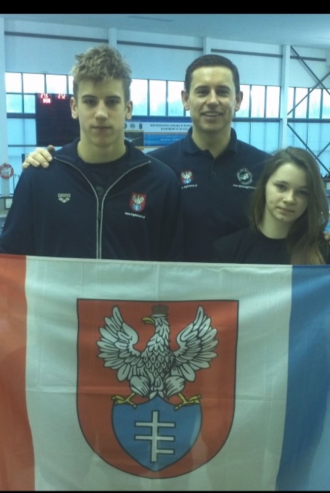 Na zdjęciu od lewej: Michał Perl, trener Rafał Perl, Joanna Żbikowska