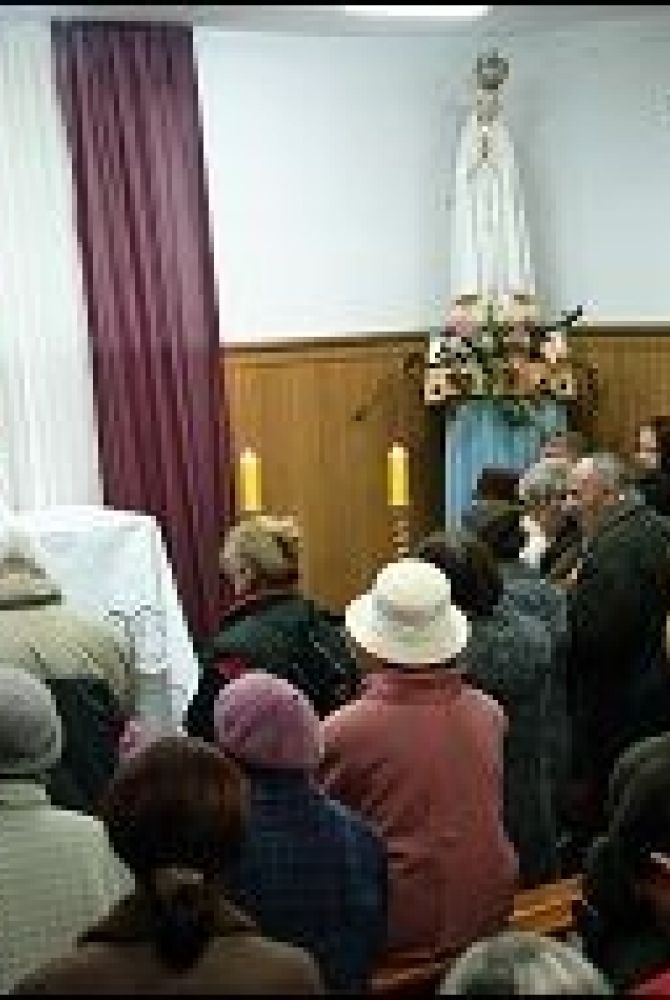 Adoracja w kościele świętego Józefa Oblubieńca NMP