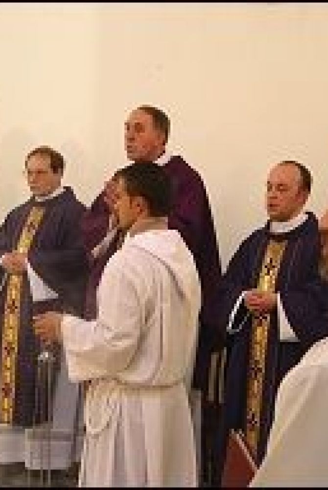 Mszę koncelebrowali wszyscy księża parafii