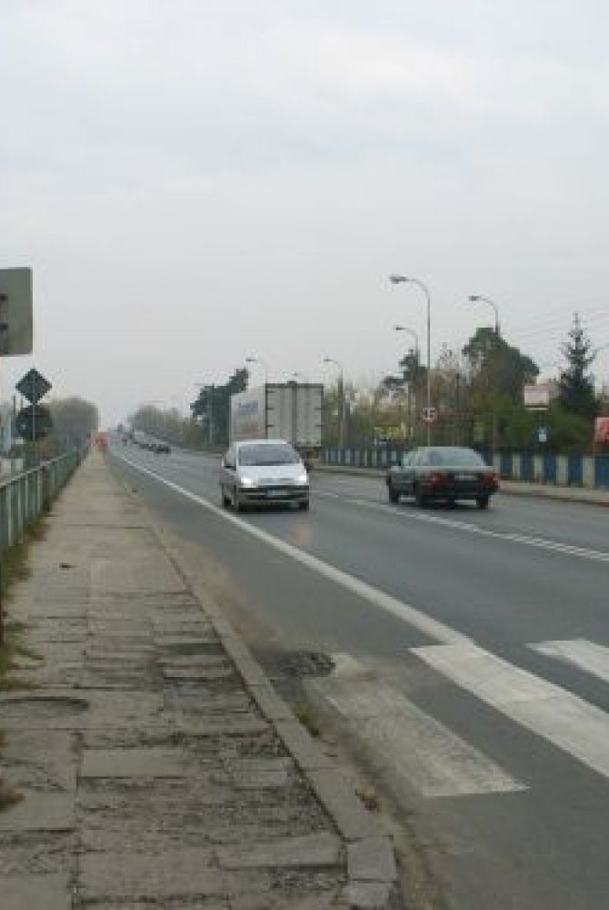 Wiadukt łączący ulice Zegrzyńską z Warszawską (foto1)