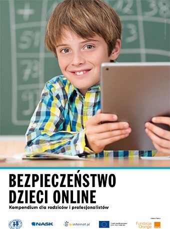 Na plakacie dziecko trzymające przenośny komputer/tablet