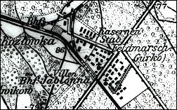 Centrum legionowa na niemieckiej mapie z ok. 1914 r. Przy stacji kolejowej Jabłonna (dziś Legionowo) widać duży zespół koszarowy - Obóz Feldmarszałka Hurki, folwark Kozłówkę oraz wille w Parku Gucin. Ul. Piłsudskiego była wówczas przecinką w sosnowym lesie.