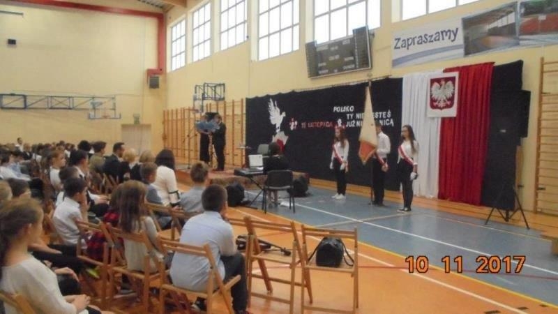 Montaż słowno - muzyczny w Szkole Podstawowej Nr 1