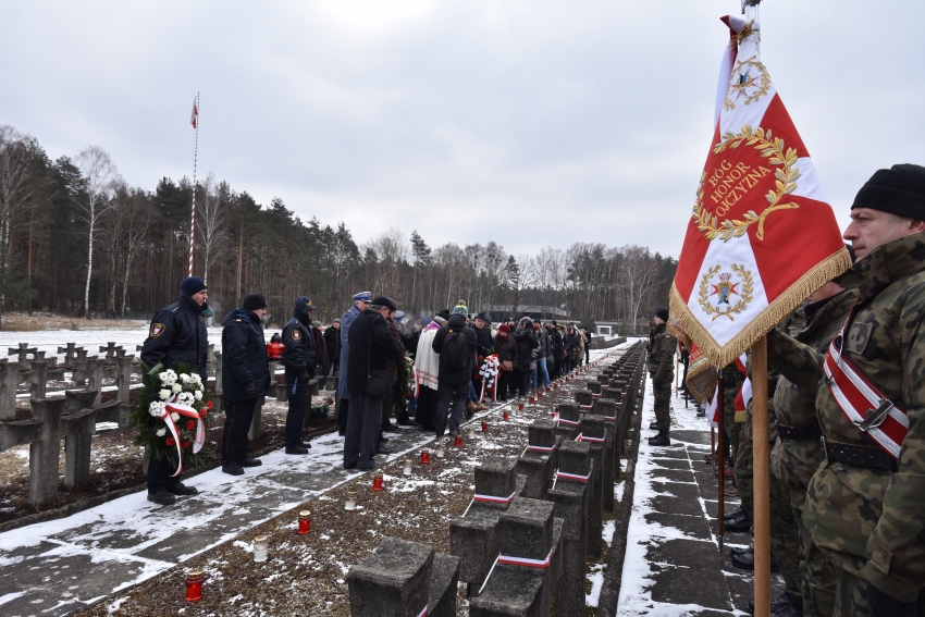 Palmiry 78 lat później