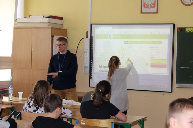 „Nie truj daj oddychać” - zajęcia edukacyjne w szkołach