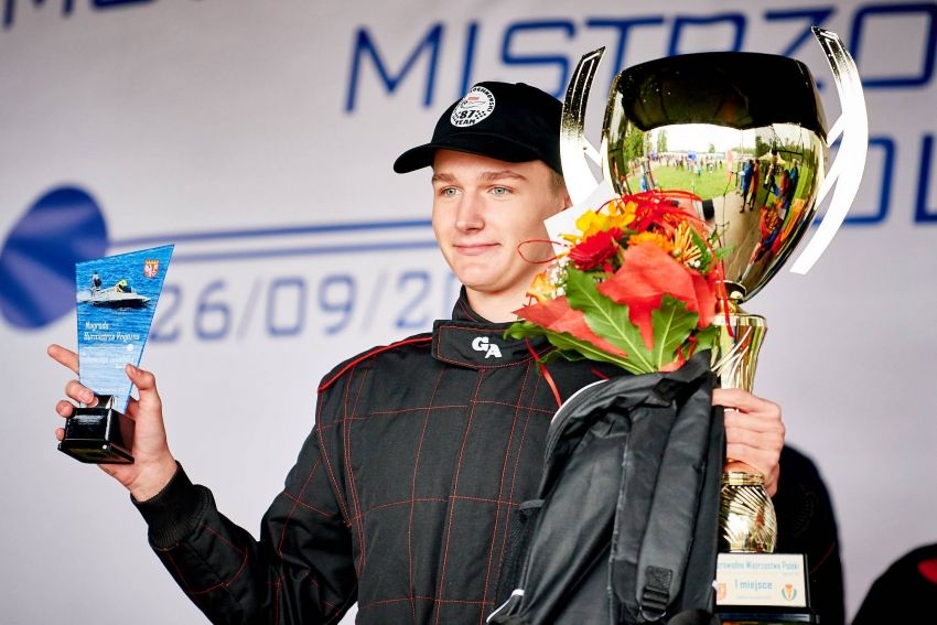Jakub Rochnowski, zwyciężył w II eliminacjach Mistrzostw Polski tym samym uzyskując tytuł Mistrza Polski w motorowodnej kat. GT30