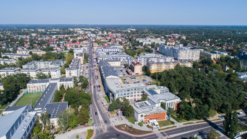 Zdjęcie centrum Legionowa z lotu ptaka