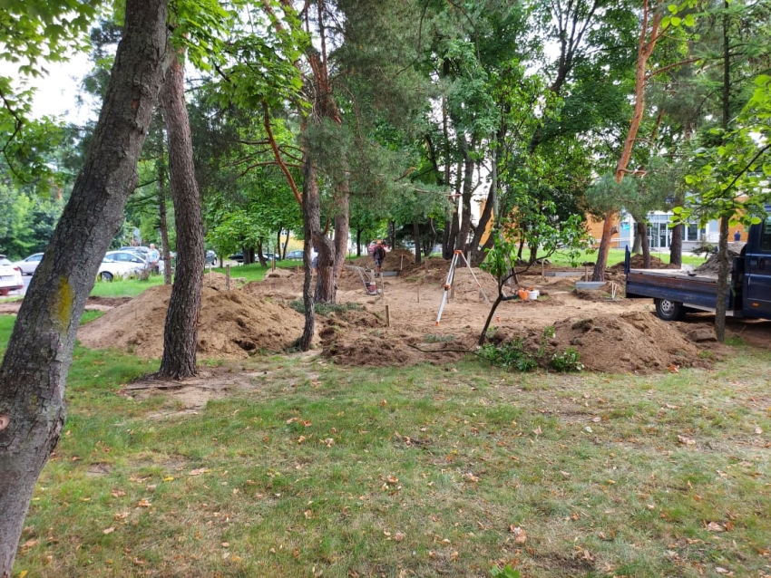 Na zdjęciu prace ziemne przy siłowni rehabilitacyjnej