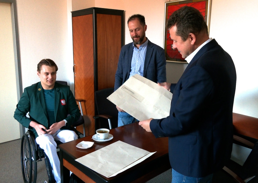 Trzech mężczyzn