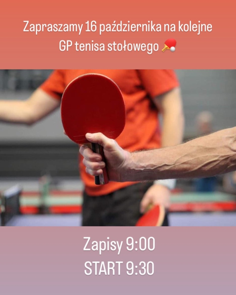 Rakietka do tenisa stołowego w ręce