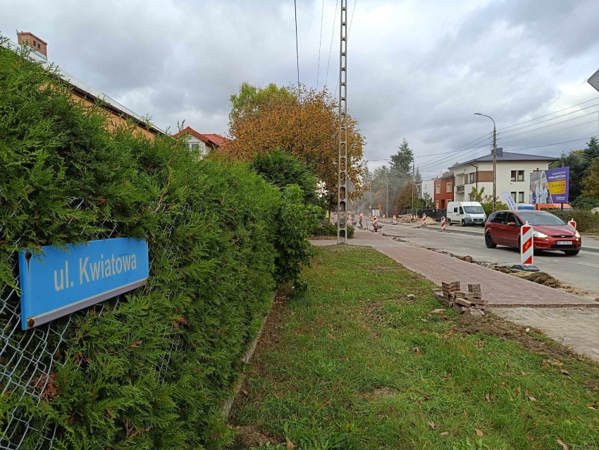 Na zdjęciu ulica kwiatowa