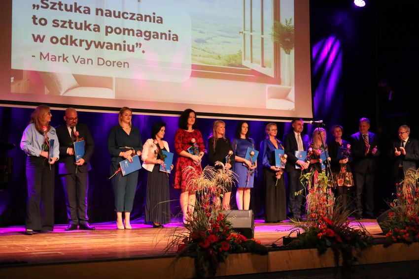 Dzień Edukacji- nagrodzneni nauczyciele